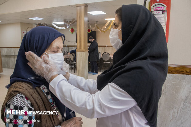 Vaccination for the elderly in Tabriz