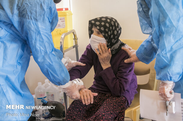 Vaccination for the elderly in Tabriz