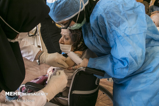 Vaccination for the elderly in Tabriz