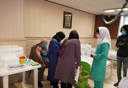 واکسیناسیون ۱۴۰۰ نفر در مراکز نگهداری بهزیستی البرز