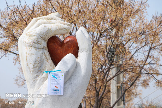 غباروبی مزار جانبخشان آسمانی