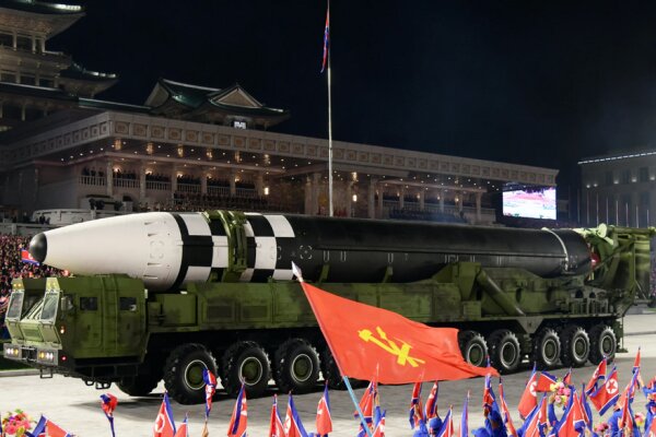 كوريا الشمالية تواصل تطوير صواريخها النووية والباليستية