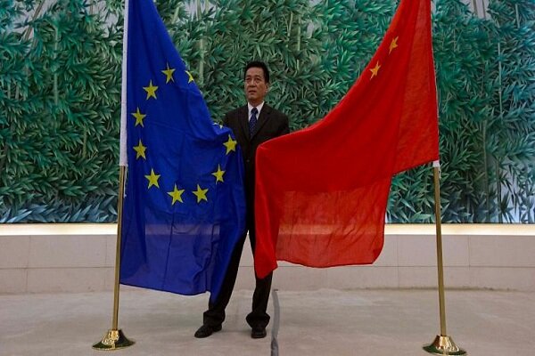 رهبران اتحادیه اروپا و چین درباره اوکراین گفتگو می‌کنند
