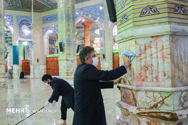 غبار روبی مسجد مقدس جمکران در آستانه نیمه شعبان
