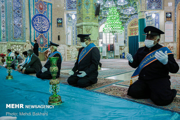 غبار روبی مسجد مقدس جمکران در آستانه نیمه شعبان
