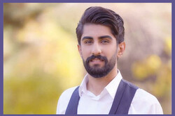 دعوت یک خواننده برای اتحاد هرچه بیشتر ایرانیان + فیلم