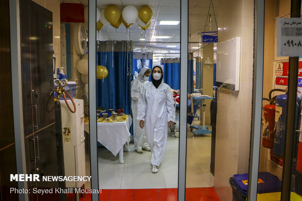 سال نو با مدافعان سلامت در بیمارستان رازی اهواز