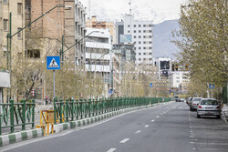 سکوت خیابان های تهران در اولین روز بهار