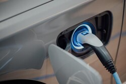 شبکه شارژ سریع خودروهای برقی در ۲۰ دقیقه راه اندازی می شود
