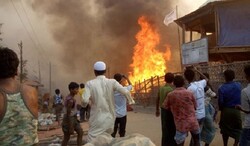 حريق في مخیمات للروهينغا في بنغلاديش وإصابة المئات