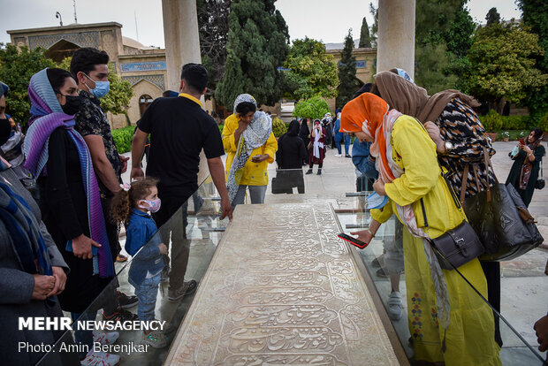 Tombs of Sa’di, Hafez during Nowruz holidays