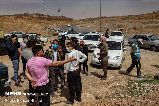  جلوگیری  از ورود مسافران و توصیه به  برگشت توسط پلیس راهور