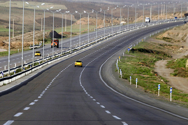 افزایش ۱۰ درصدی تردد خودرو در جاده‌های استان ایلام