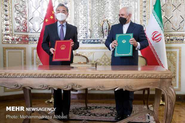 Zarif, İran ile Çin arasında sağlanan kritik anlaşmanın özetini yayınladı