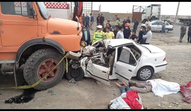 ۸ کشته و زخمی نتیجه تصادفات جاده ای فارس در ۲۴ ساعت