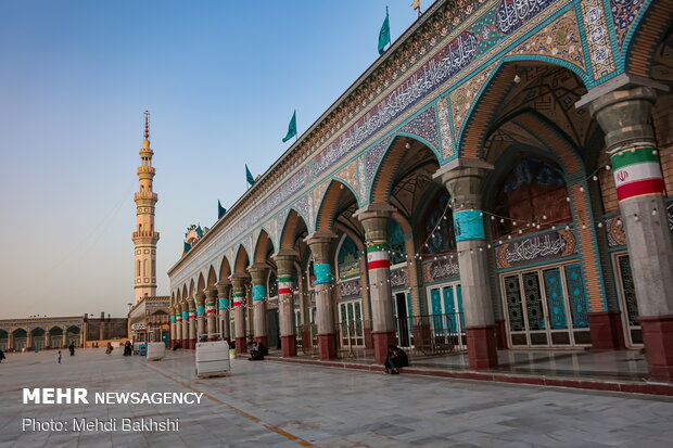 مسجد جمکران در آستانه نیمه شعبان