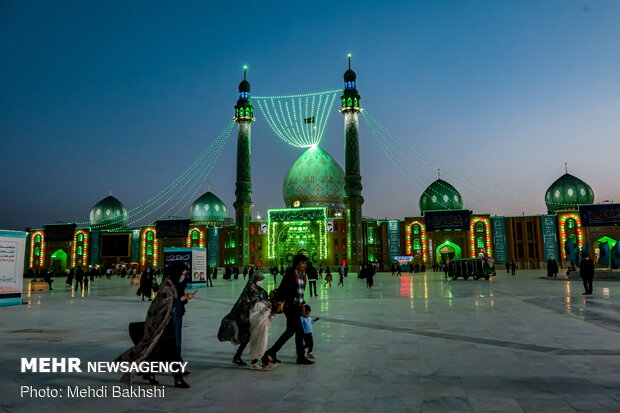 مسجد جمکران در آستانه نیمه شعبان