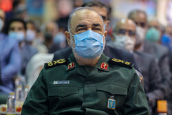 سپاه تا رفع کامل مشکل کنار مردم خوزستان است