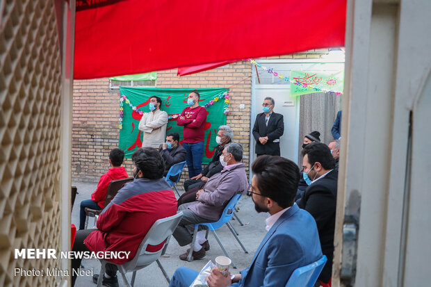 جشن نیمه شعبان در کوچه دوستان