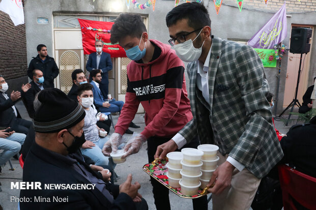 جشن نیمه شعبان در کوچه دوستان