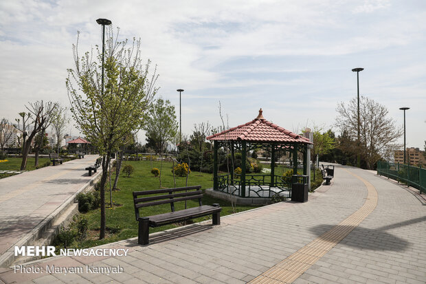 Tehran parks on National Nature Day