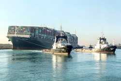 ازدحام کشتی‌ها در کانال سوئز رو به کاهش است