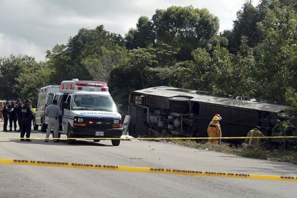 واژگونی خودرو نظامیان در مکزیک با ۲ کشته و ۲۰ مجروح