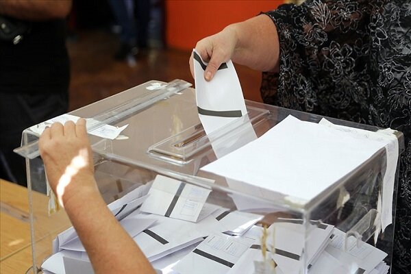 Bulgaristan halkı milletvekili seçimleri için sandık başında
