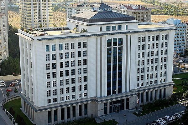 AK Parti MYK  bildiri gündemiyle toplanıyor