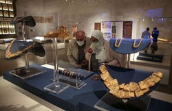 انتقال اشیای فرهنگی از موسسه ایران‌ شناسی بریتانیا به موزه ملی