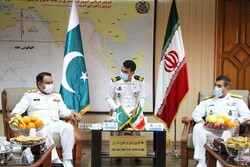 Hormuz Strait's security can be ensured by regional states