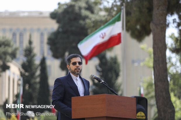 خطیبزاده حادثه سقوط هواپیمای روسی را تسلیت گفت