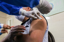 نوبت‌دهی واکسیناسیون هر هفته با کاهش ۵ سال در اردبیل