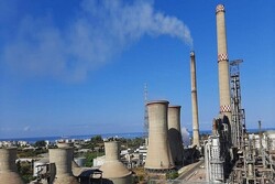 مصدر سوري: وصول ناقلة نفط إيرانية إلى بانياس