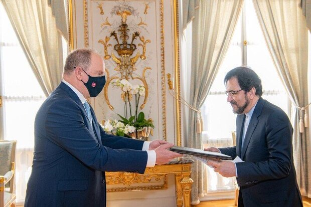 Iran’s envoy to Paris submits credentials to Prince of Monaco