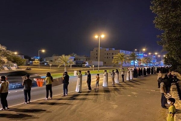 بحرینی ها بر آزادی فرزندان زندانی خود اصرار دارند