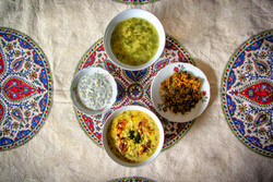 مائدة من النباتات الايرانية
