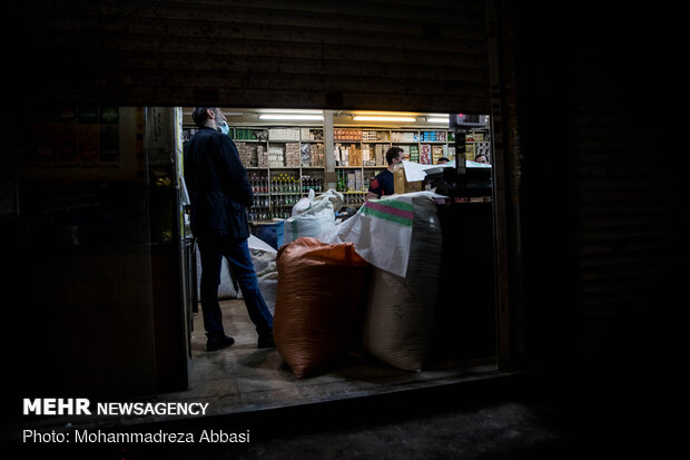 Tehran’s Grand Bazaar closed after sharp rise in COVID-19