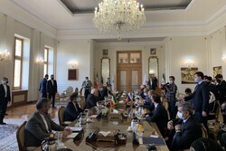 Iran, Russia FMs start diplomatic talks in Tehran