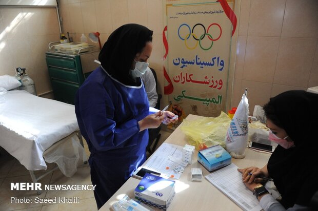 Iranian Olympic athletes receive Covid vaccine