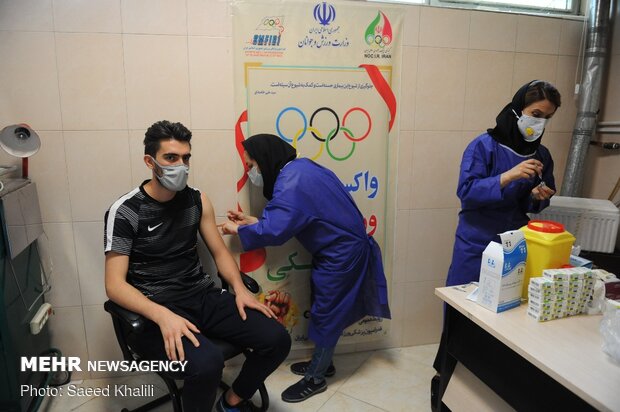 Iranian Olympic athletes receive Covid vaccine