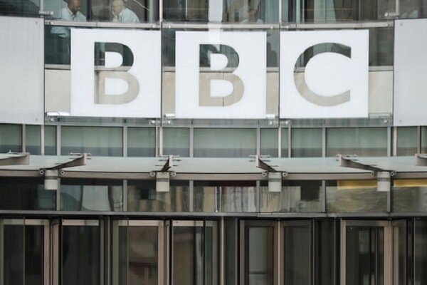 انتقاد شدید نمایندگان مجلس بریتانیا از بی‌بی‌سی برای ضعف عملیاتی