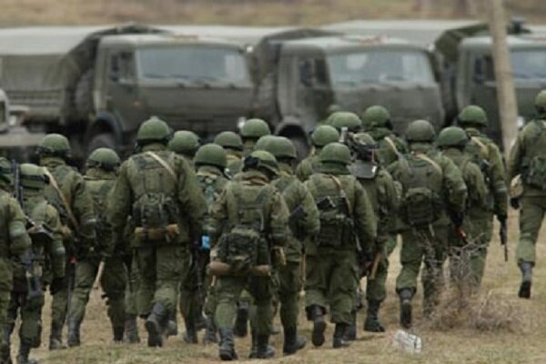 روسيا تنشر قوات ووحدات إنزال على الحدود مع أوكرانيا