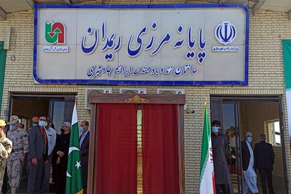 Pakistan eyes developing border marketplaces with Iran