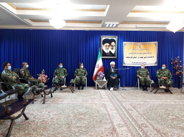 همراهی ارتش با مردم باعث پیروزی انقلاب اسلامی شد