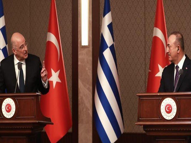 ترکی اور یونان کے وزرائے خارجہ پریس کانفرنس کے دوران لڑ پڑے