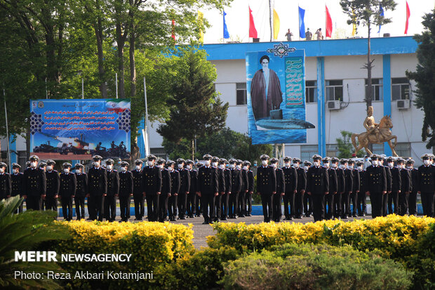 مراسم گرامیداشت روز ارتش در نیروی دریایی رشت