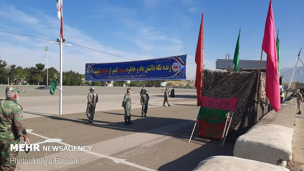 رژه خودرویی ارتش در قرارگاه ۴۰۴ فاوا کرمانشاه
