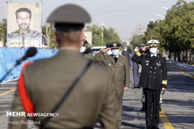 Army Day parade held in Tehran