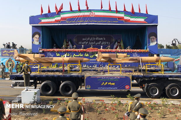 Army Day parade held in Tehran